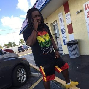 Meet your Posher, Tataille